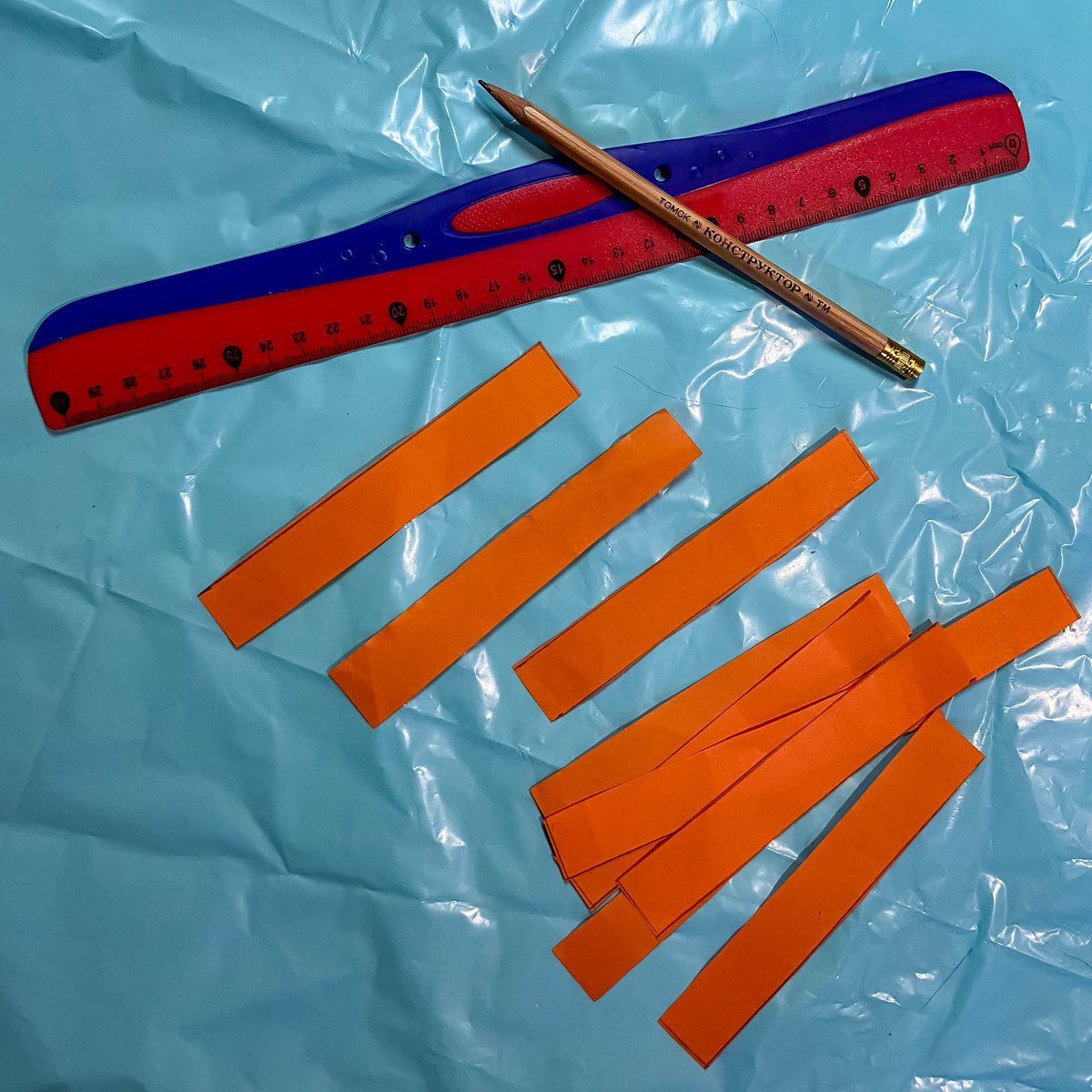 Нарезали полоски