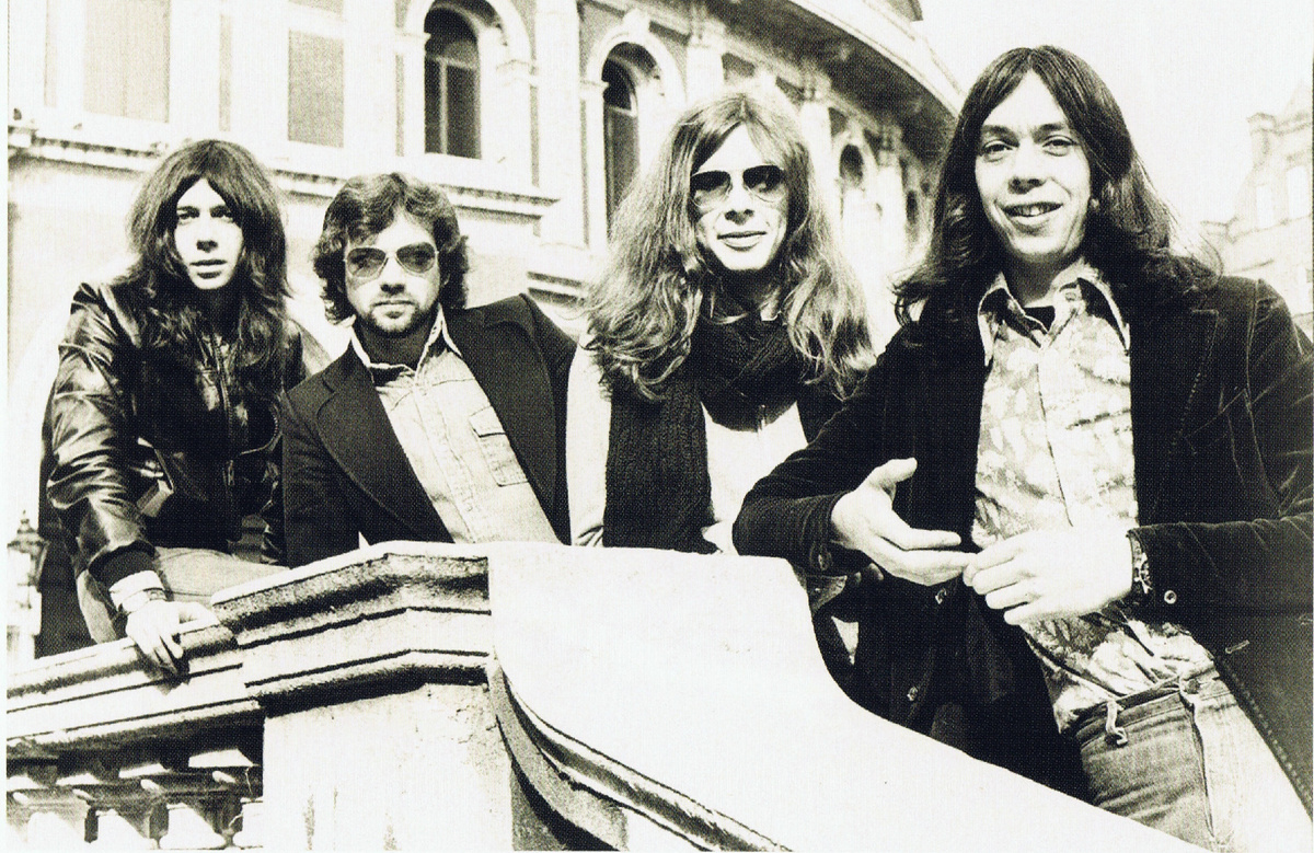 Camel 1975 (фото из буклета к альбому)