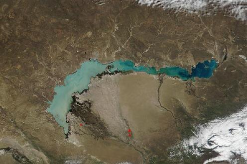 Балхаш. Фото с сайта eoimages.gsfc.nasa.gov
