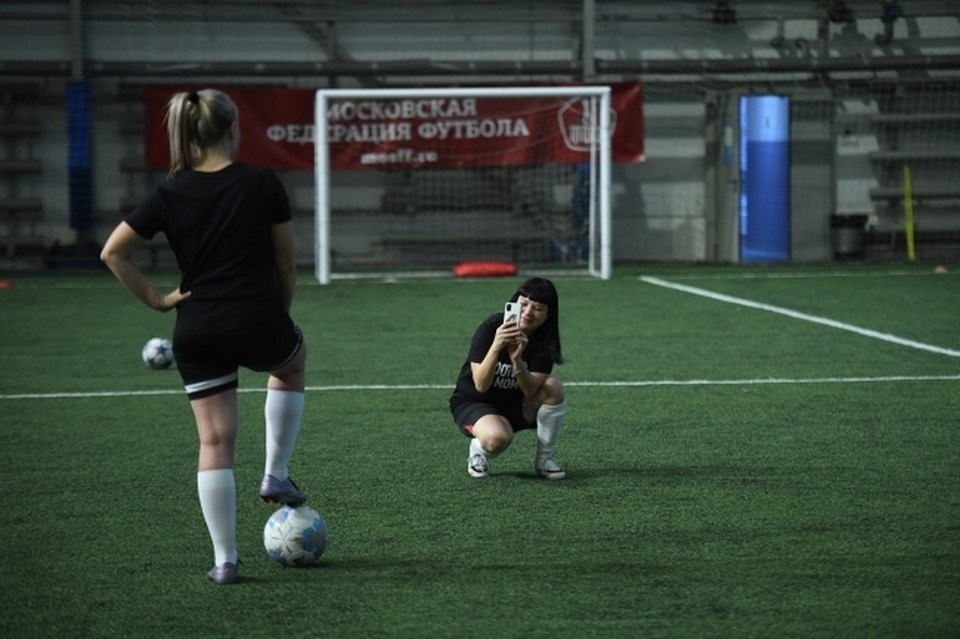    В мэрии добавили, что на Кузнецком проспекте действует спортивная школа олимпийского резерва по футболу. Михаил ФРОЛОВ