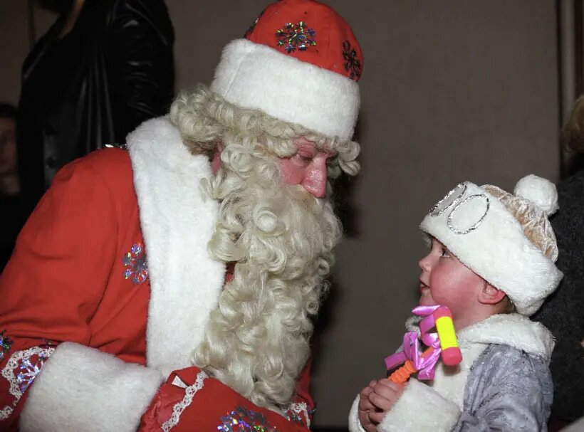  Традиция приглашать Деда Мороза домой появилась в Советском Союзе в 70-е годы прошлого века   © РИА Новости. Владимир Федоренко