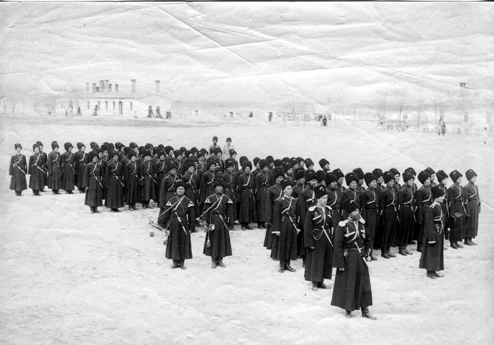 Казаки Таманского полка в местечке Каши (Кеши) близ Ашхабада.
Казаки Таманского полка в местечке Кеши близ Ашхабада. 