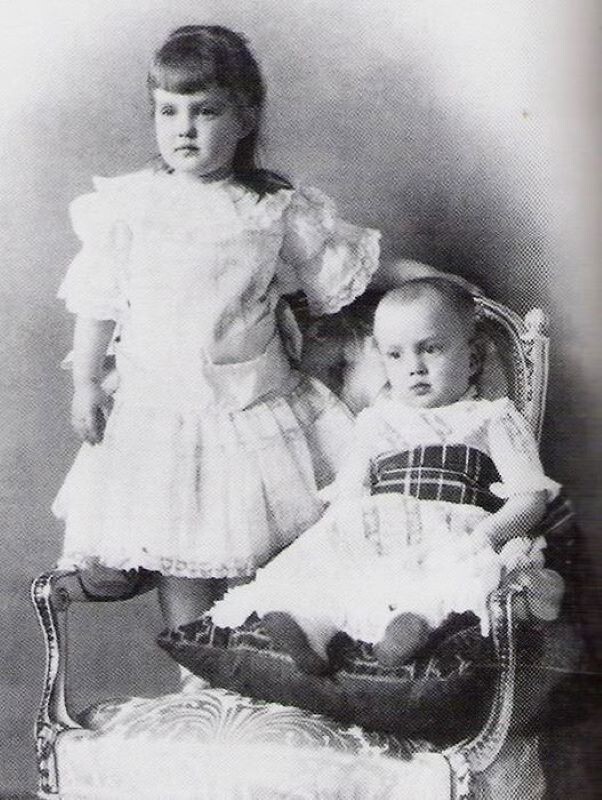 Мария с братом Дмитрием