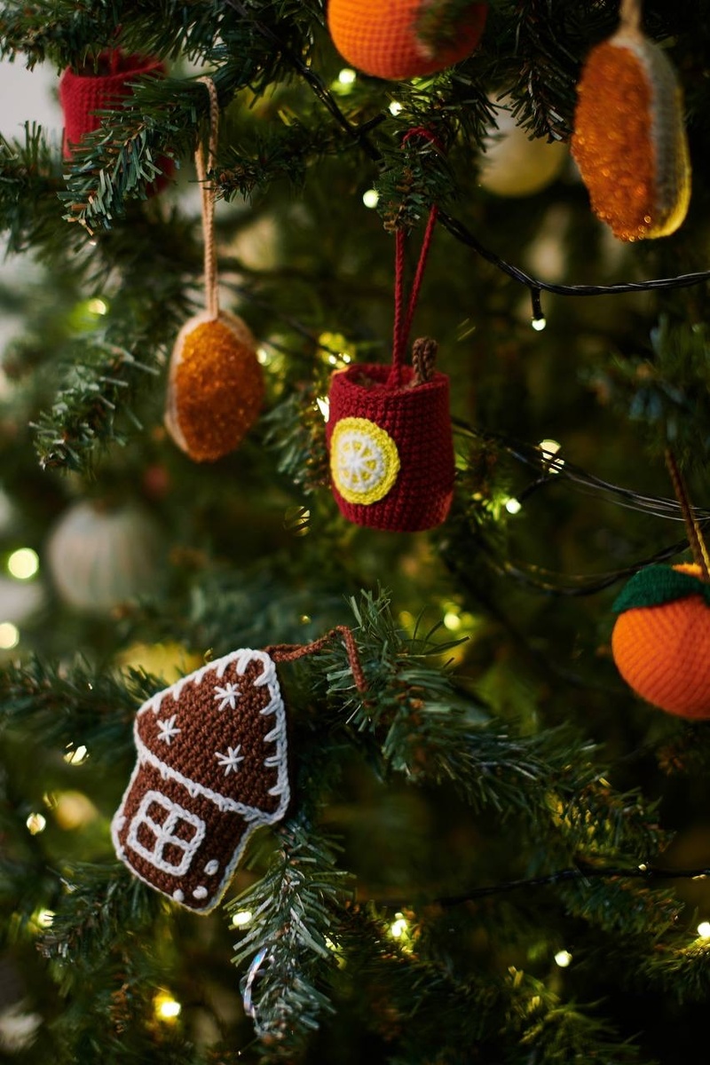 Перекрёсток и Food.ru выпустили стильные новогодние аксессуары