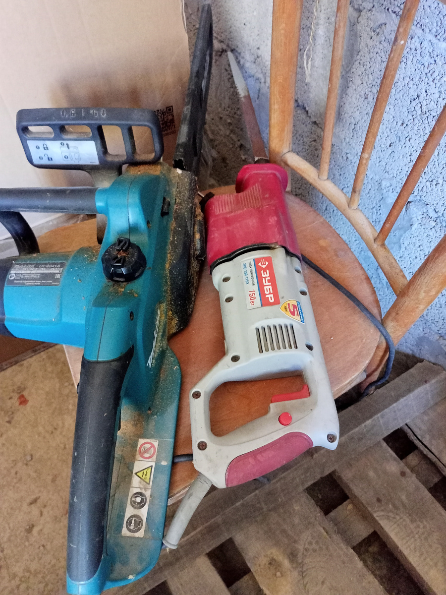 Вот эта голубенькая