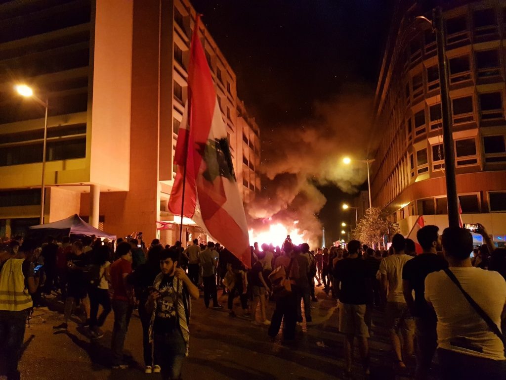Бейрут зажигает на митингах, фото автора