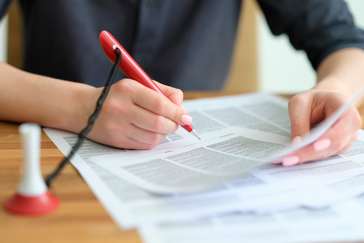 H_Ko / Shutterstock / FOTODOM📷Недопустимо отказывать клиенту или покупателю в основной услуге, если не будет оплачена дополнительная