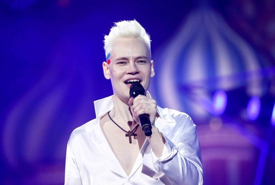    SHAMAN (настоящее имя — Ярослав Дронов)