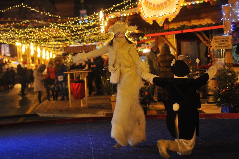    Новый год - это время волшебства, надежд и новых начинаний Евгения ГУСЕВА