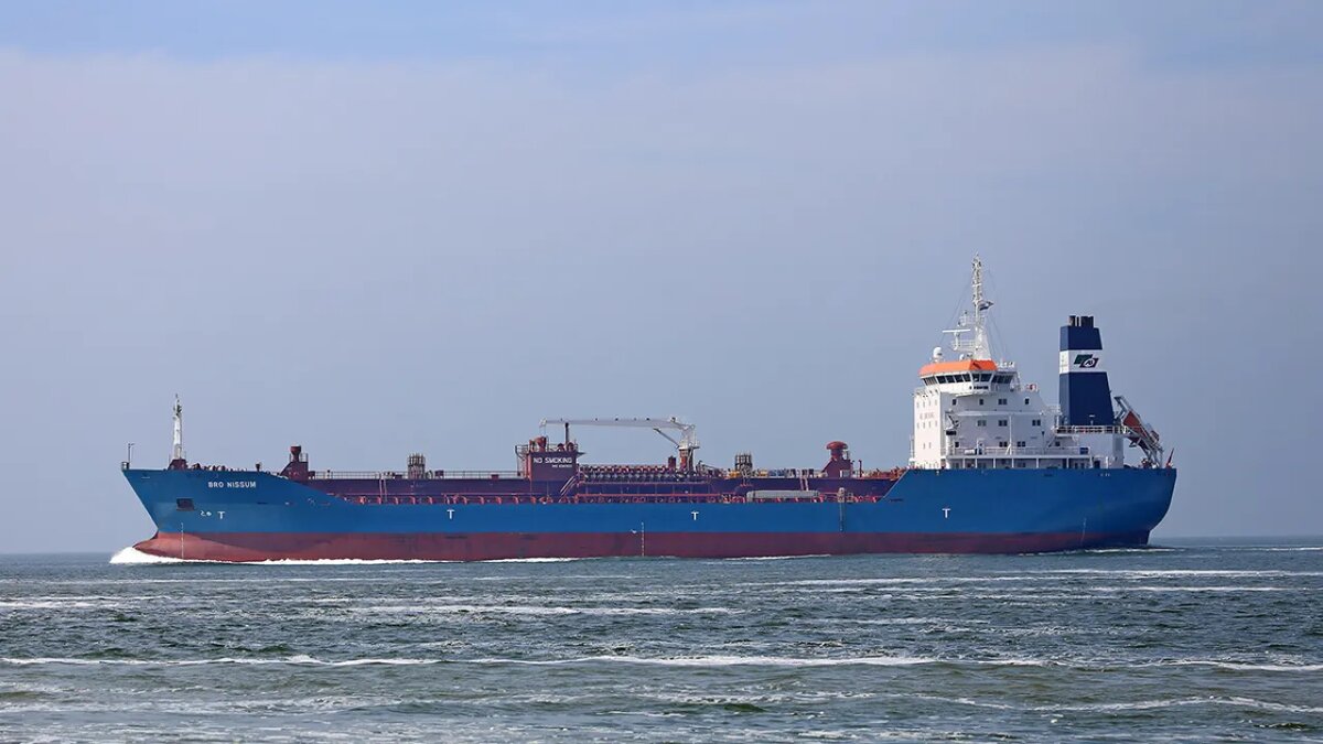    Нефтяной танкер