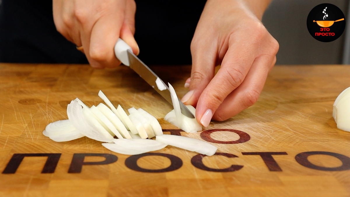 Фото можно листать