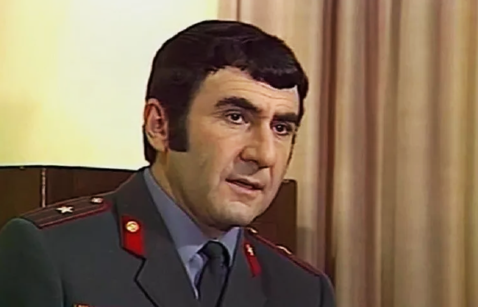 на фото Леонид Каневский в молодости. Сериал "Следствие ведут знатоки"