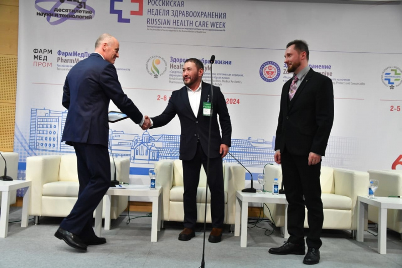    Минздрав республики и Офтальмологический центр Карелии получили престижную наградусоцсеть Михаила Охлопкова