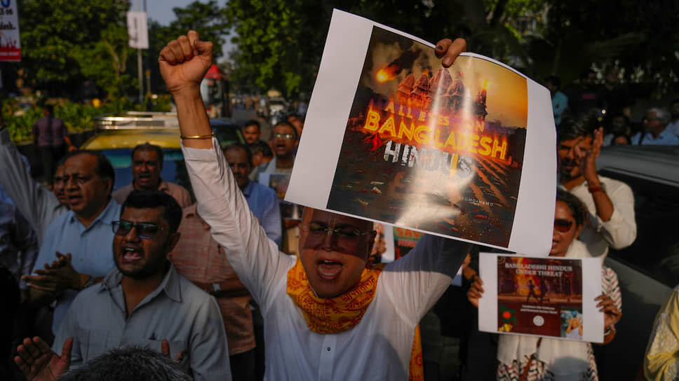 Члены индуистской организации «Вишва хинду паришад».📷Фото: Rafiq Maqbool / AP