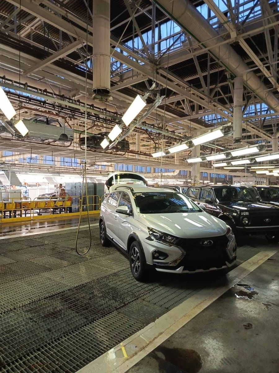 Новая Lada Iskra SW Cross. Первое фото «практически серийной» машины.