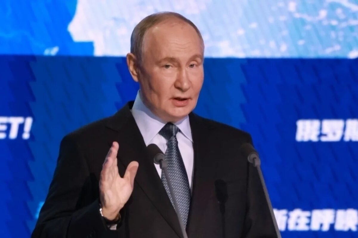    Владимир Путин.