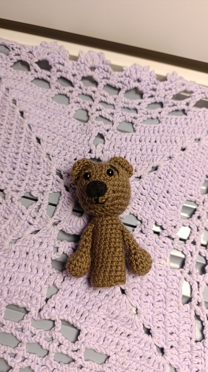 Вот такой мишутка получился 