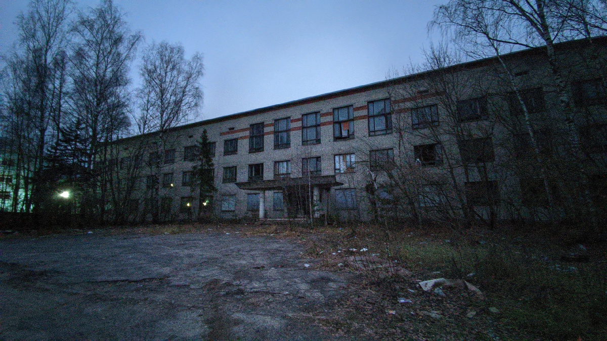 Лицевая часть НИИ