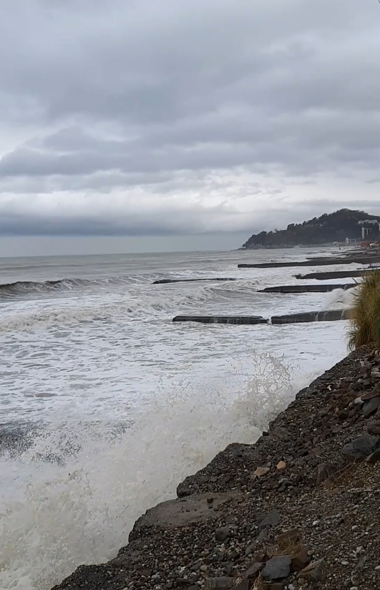 Между Кудепстой и Хостой.