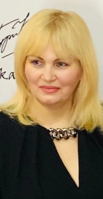 Продюсер Елена Тарасова