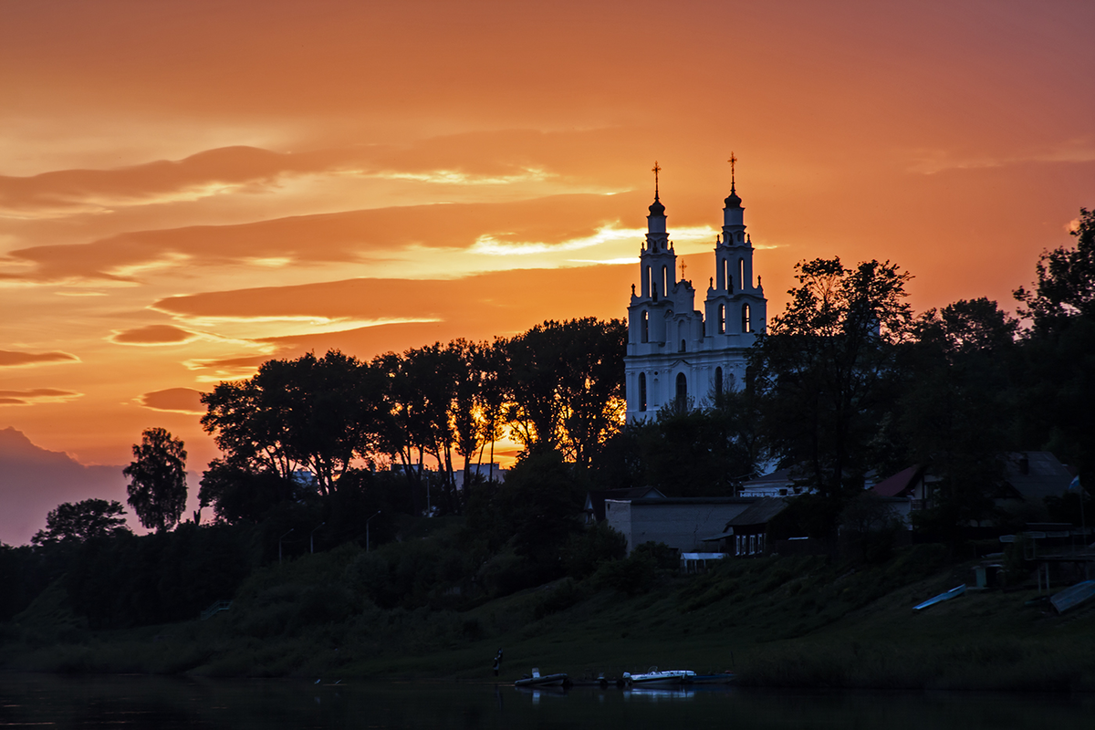 Полоцк. Софийский собор. Фото с сайта https://photocentra.ru/work.php?id_photo=756031&id_auth_photo=33949. Взято с Яндекс.Картинки