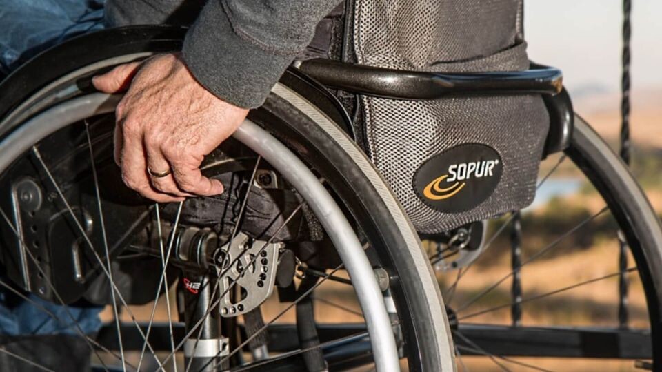    Инвалидность. Коляска . Источник: Фото: pixabay