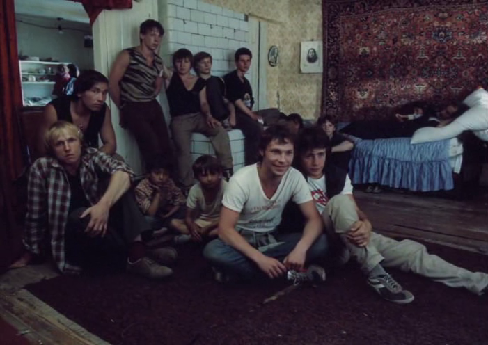 Кадр из фильма "Меня зовут Арлекино" (1988)