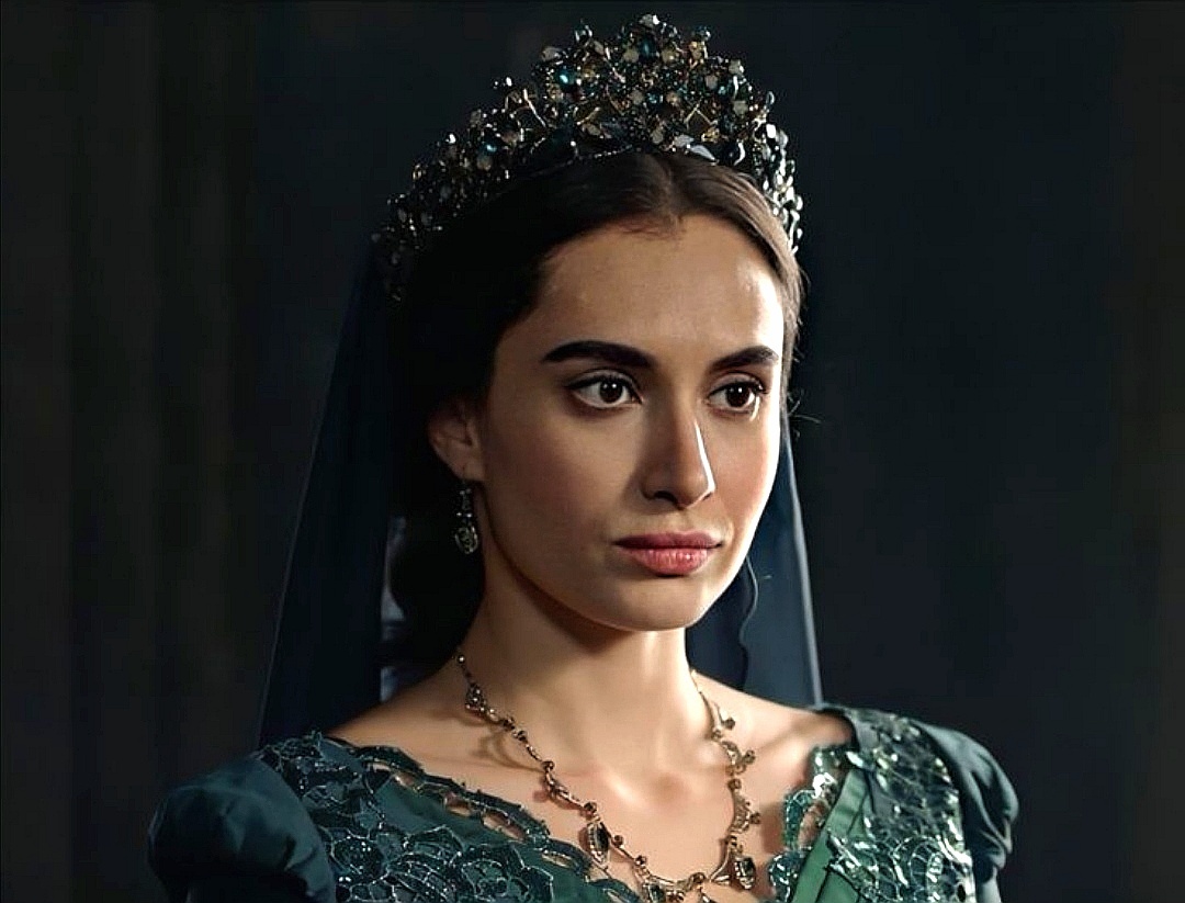 Валиде Турхан. 