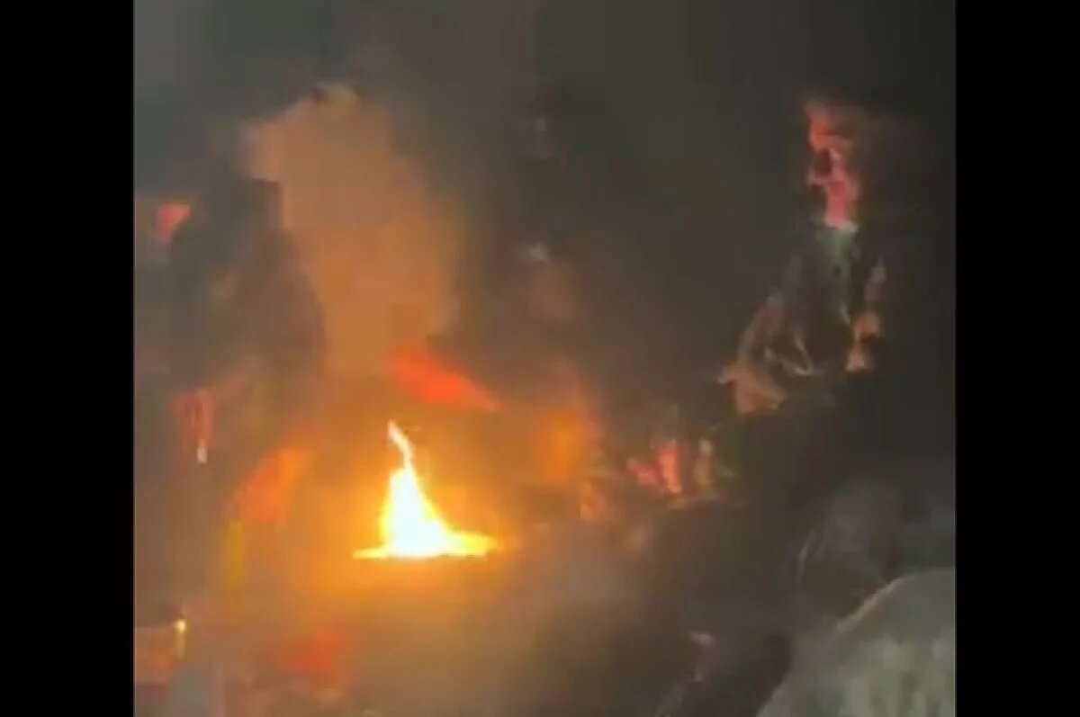    Весь взвод ушел в угар.