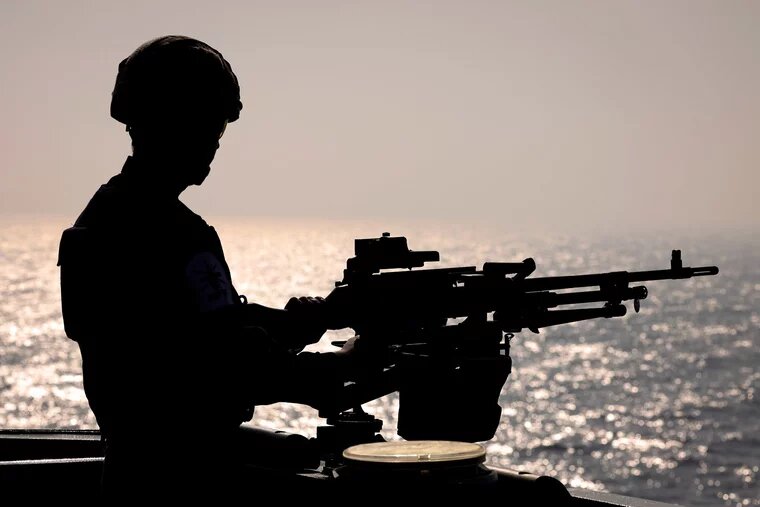 НАТО хочет превратить Украину в особую зону, чтобы направить туда собственных солдат, пишет Bloomberg. Фото: Министерство обороны Великобритании