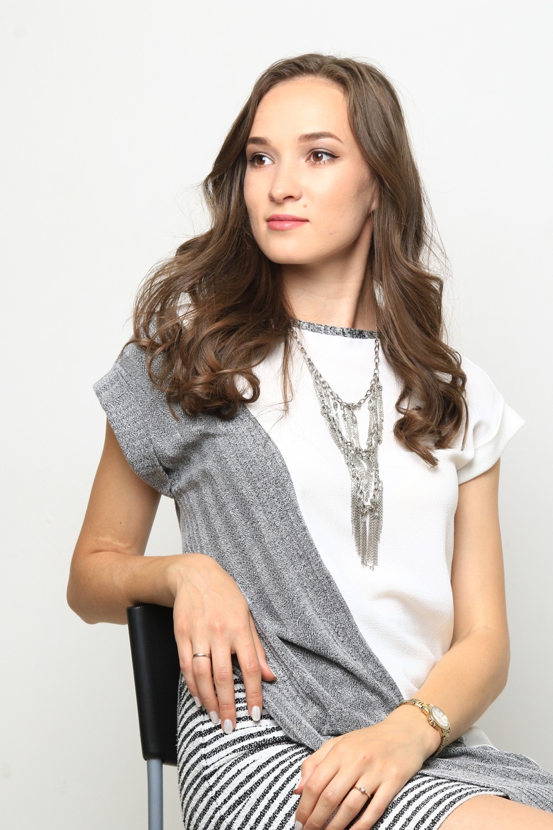 Шилина Кира (1989). Художник. Образование: Нижегородское художественное училище.