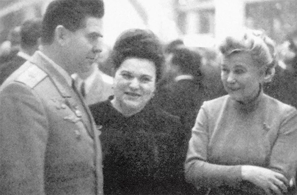 Георгий Береговой, Людмила Зыкина, Екатерина Фурцева