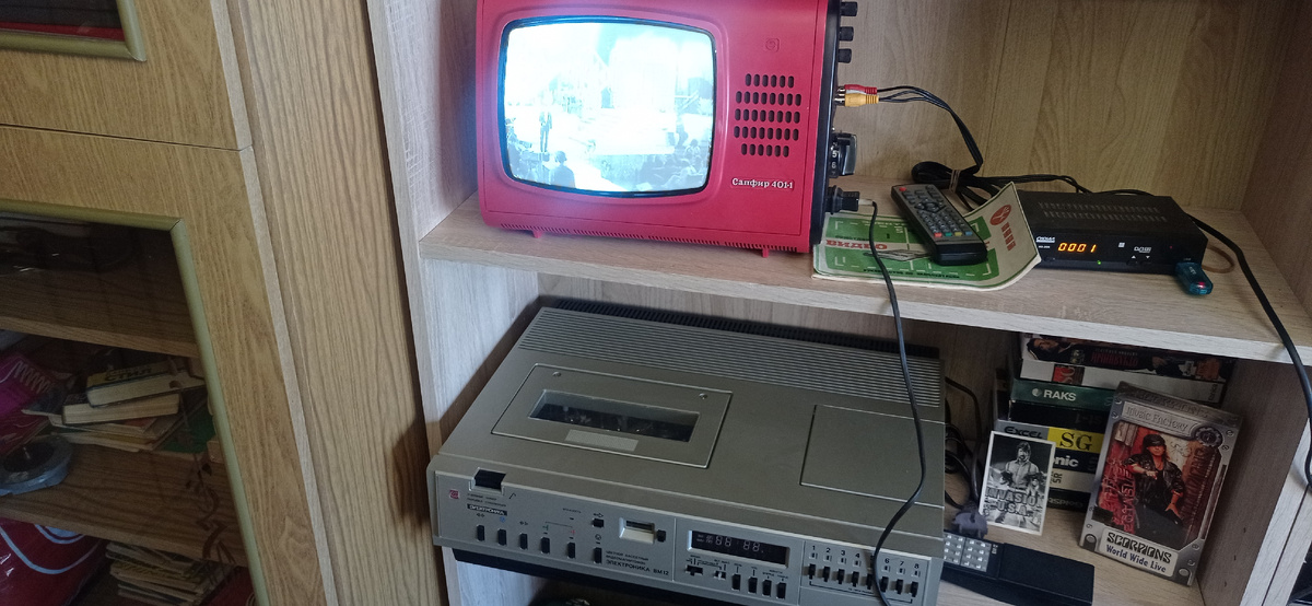 Сапфир 401-1, а чуть ниже Вм-12