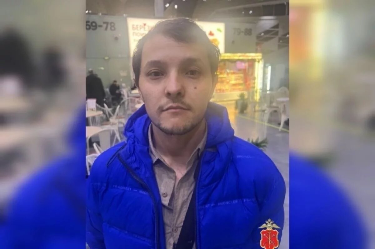    Мигрант после попытки убийства пытался удрать из Петербурга на самолёте