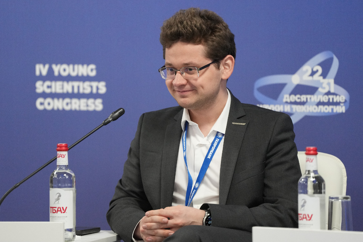 Алексей Федоров, российский физик-теоретик, специалист по квантовой физике, квантовым вычислениям и теории многих тел