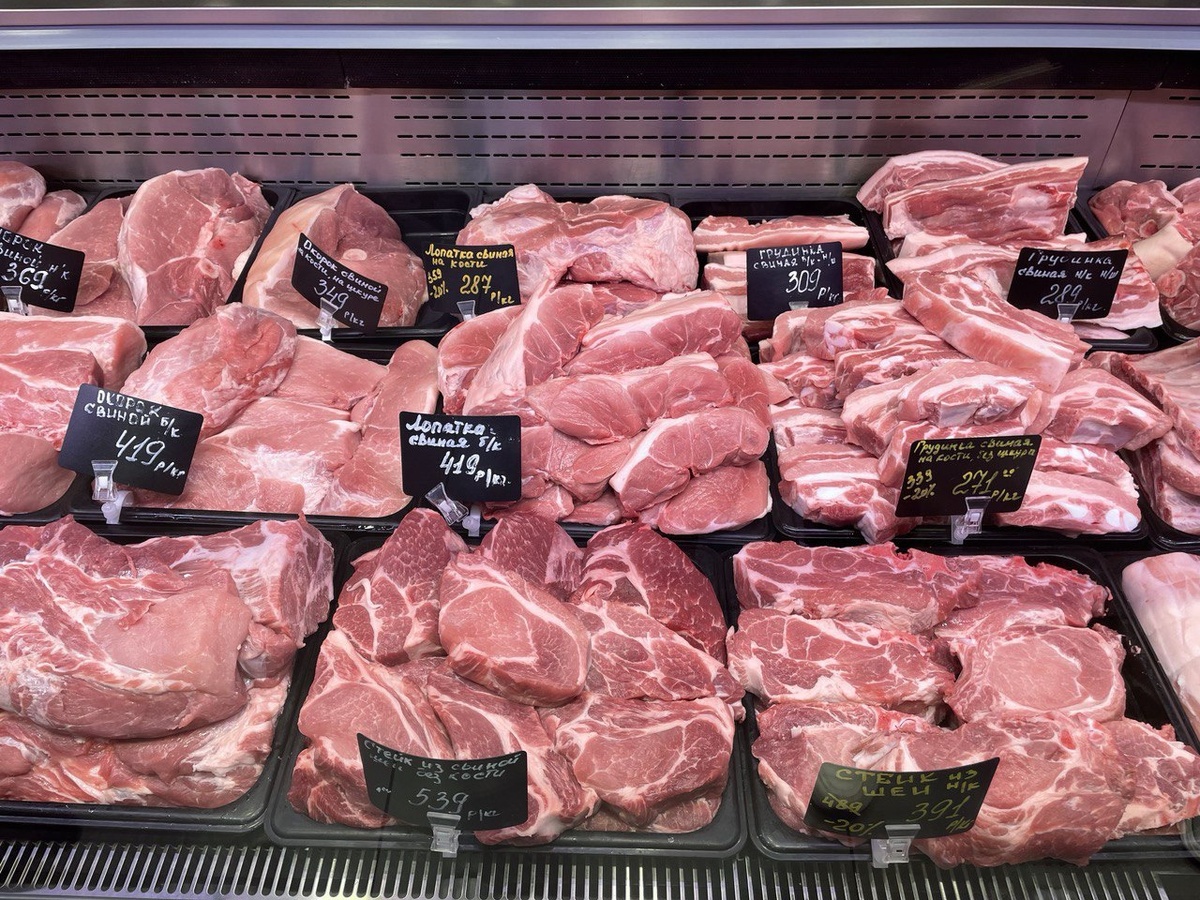 прилавок с мясом / Другая Кухня