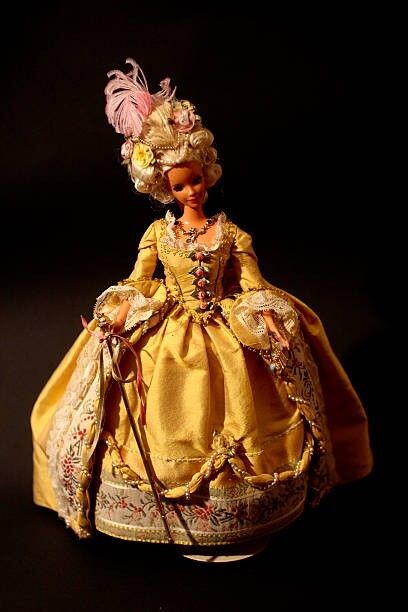 1 Мария-Антуанетта 