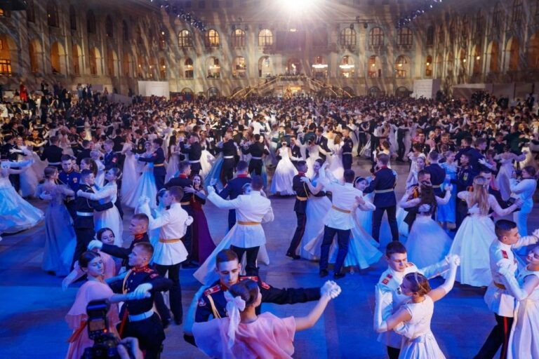    В поддержку героев СВО. Оренбуржцы станцуют на благотворительном балу в Кремле Белов Михаил Александрович