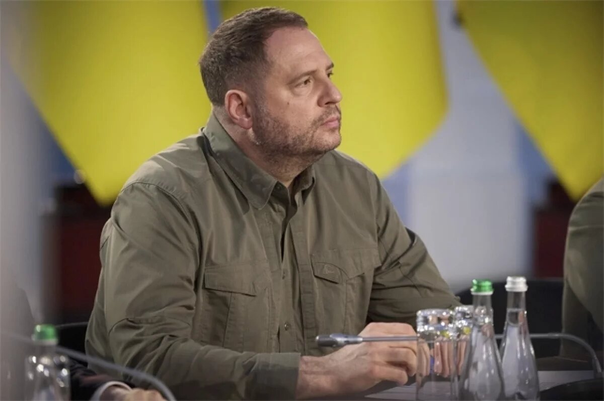    Андрей Ермак.