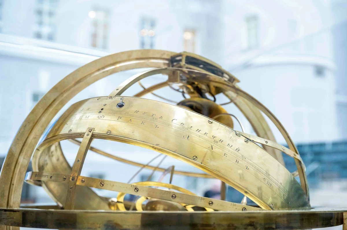     Механическая модель Солнечной системы — Армиллярная сфера