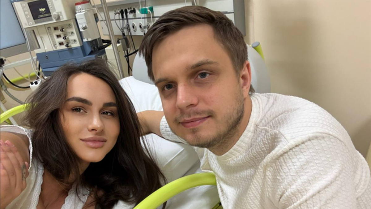 Лера Фрост сразу после родов с мужем Антоном Ткачевым. Фото: соцсети Леры Фрост