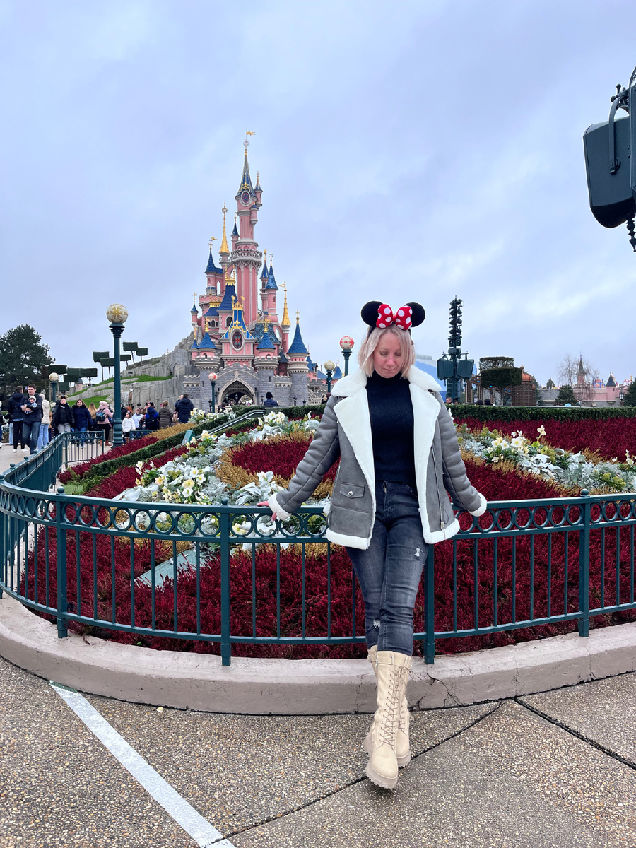 Без ушек Микки Мауса праздник не праздник