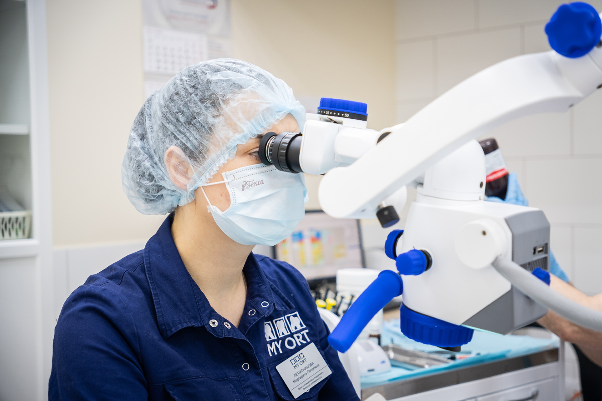 Лечение зубов под микроскопом