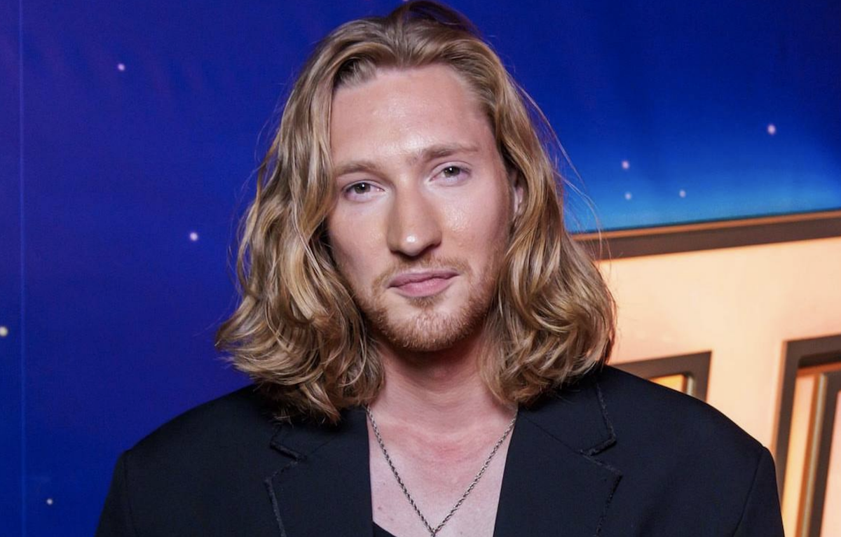     Певец IVAN соцсети