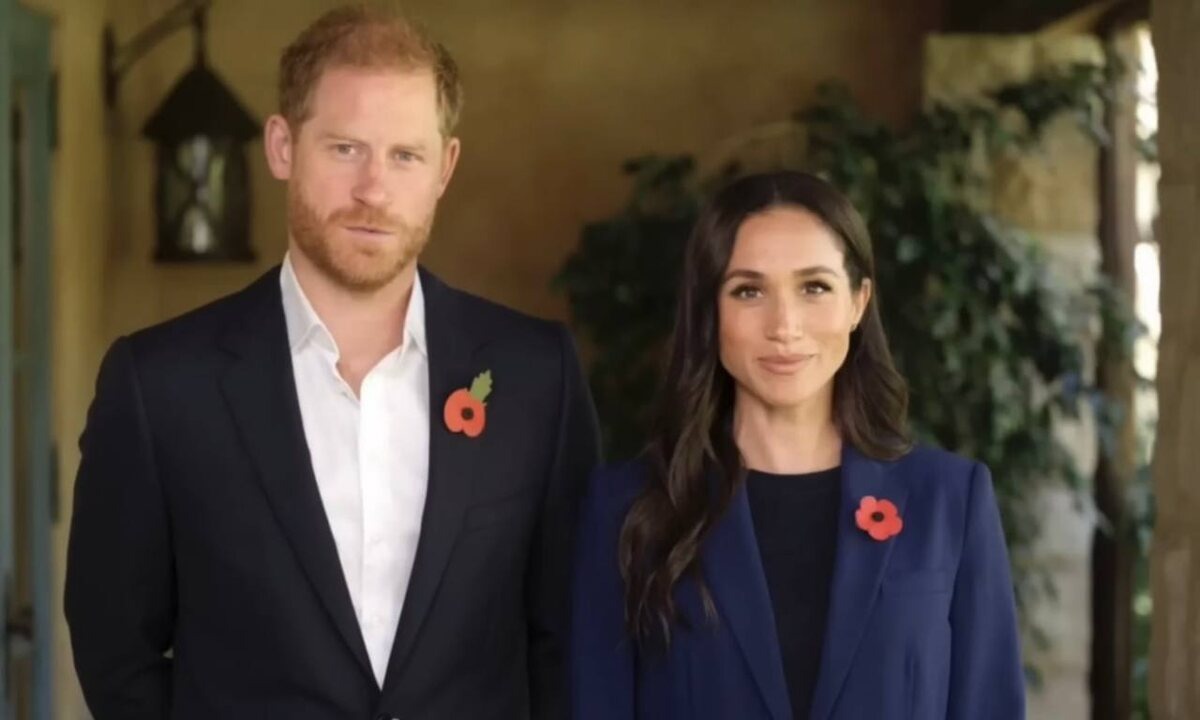 Скриншот из видео YouTube-канала blushsupreme