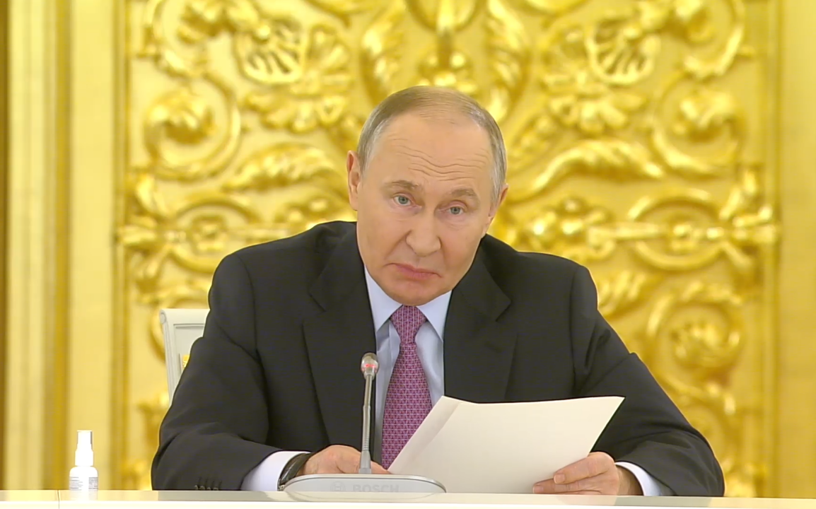    Путин призвал подготовить справочник по нацпроектам с этапами достижения целей