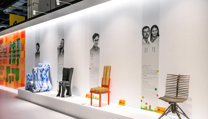 Часть экспозиции дизайнеров из России