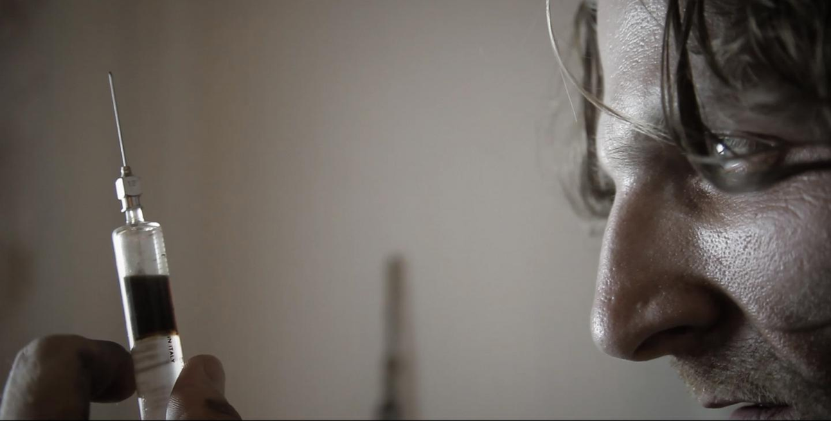 кадр из фильма "Красный крокодил".