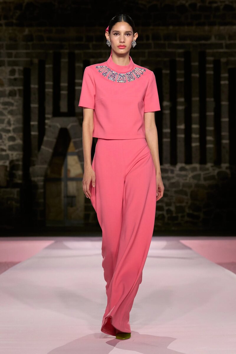 Carolina Herrera Resort 2025