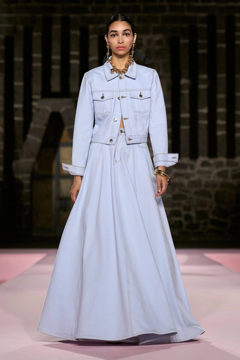 Carolina Herrera Resort 2025